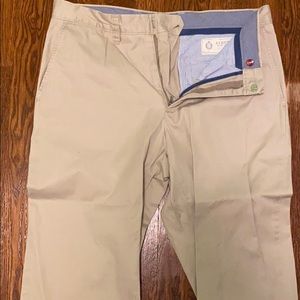 J crew men’s lightweight cotton chinos 30x32